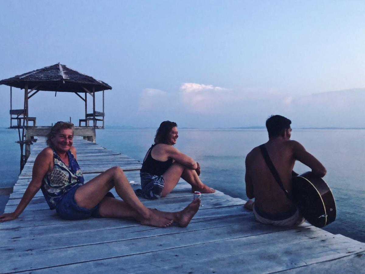 Sanctum Una Una Eco Dive Resort Pulau Unauna 외부 사진