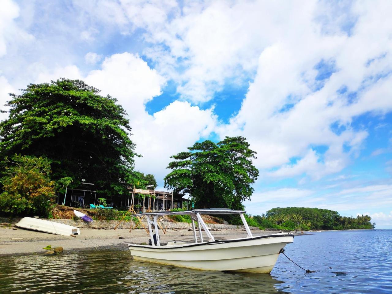 Sanctum Una Una Eco Dive Resort Pulau Unauna 외부 사진